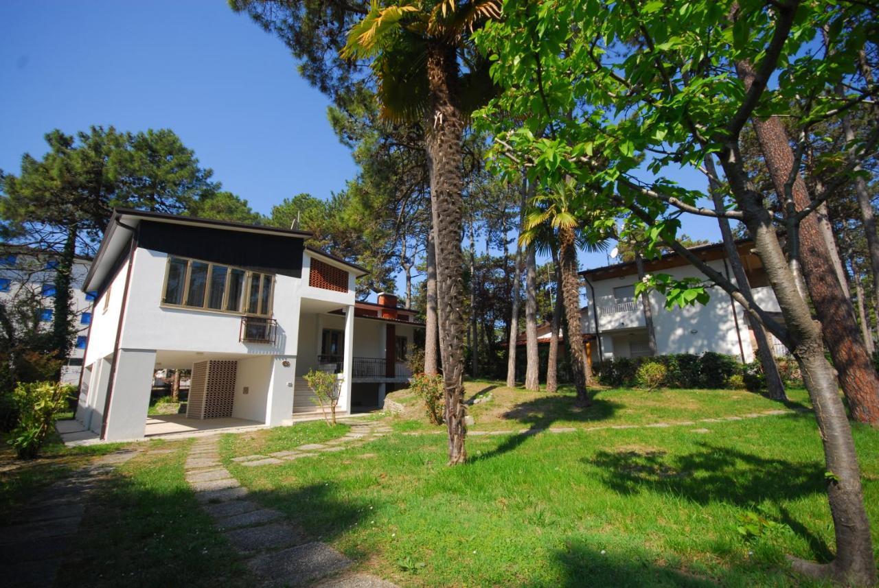 Villa Argia Lignano Sabbiadoro Exterior photo